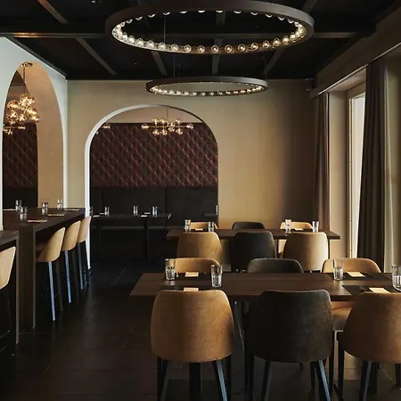 호텔 Piazza & Restaurants 아스꼬나
