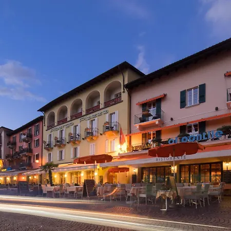 Piazza & Restaurants Ascona