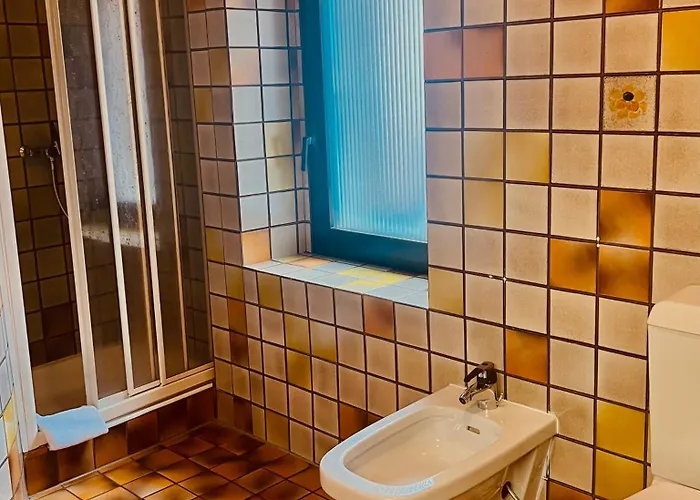 Piazza & Restaurants 2*