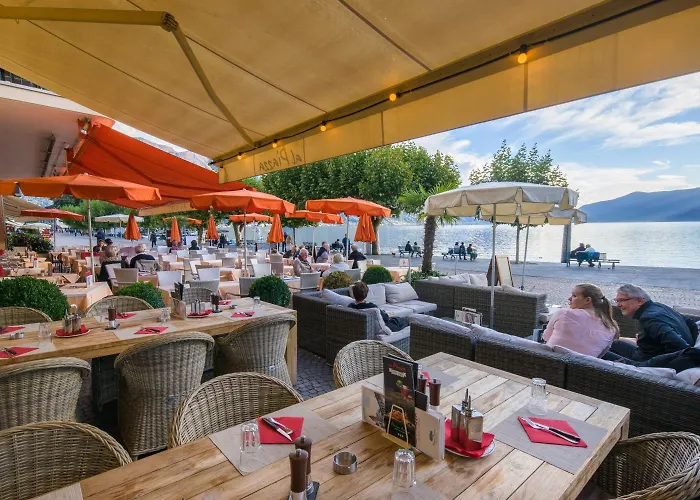 Piazza & Restaurants Ascona