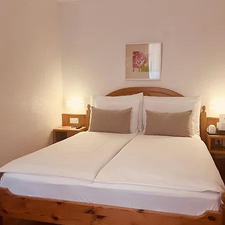 Hotel Piazza & Restaurants