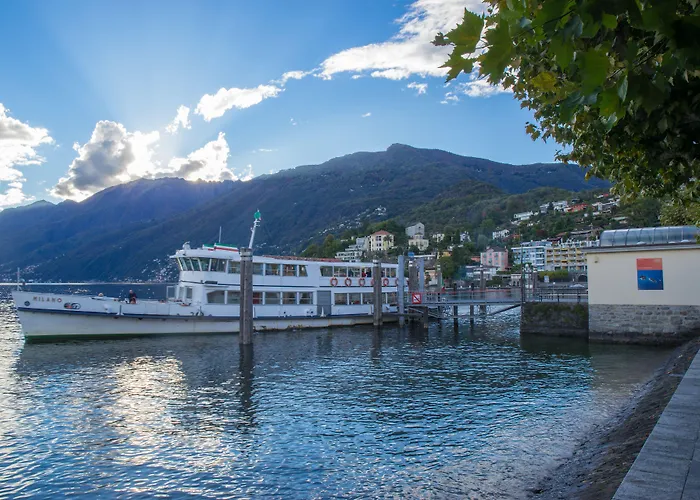 阿斯科纳广场餐厅酒店 阿斯科纳
