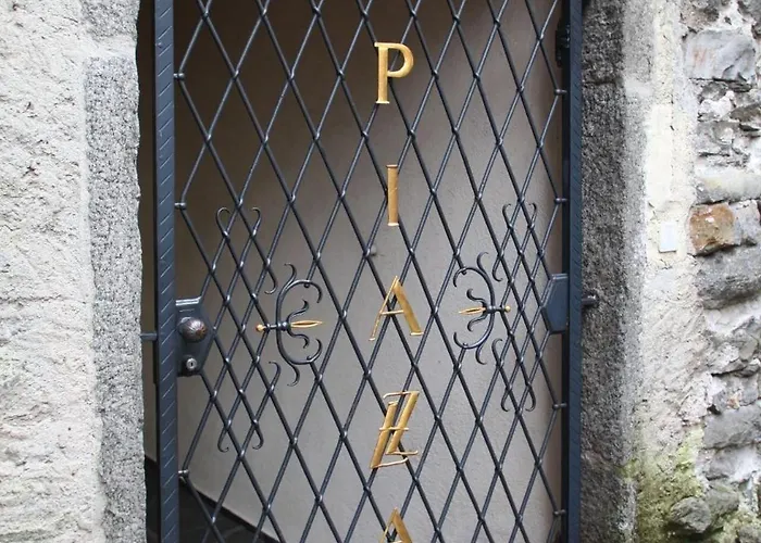 酒店 阿斯科纳广场餐厅酒店