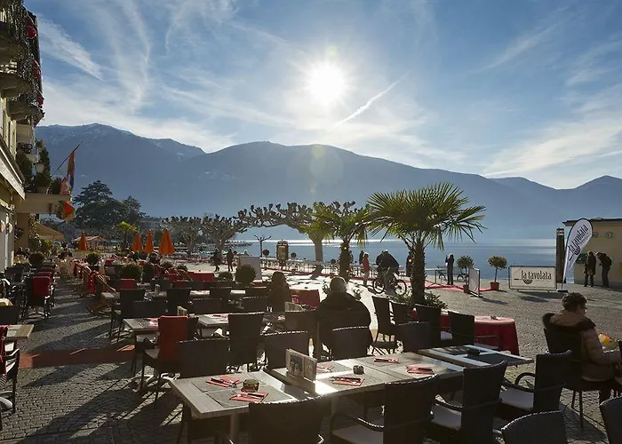 阿斯科纳广场餐厅酒店 阿斯科纳